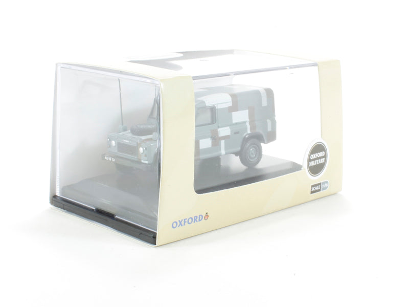 Oxford Diecast 76DEF012 Land Rover Defender Berlin Scheme. 00 Gauge (1:76)