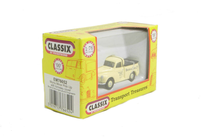 Pocketbond "Classix" EM76652 Morris Minor Pick-Up Brook & Sons Agricultural Engineers. OO Gauge (1:76 Scale)