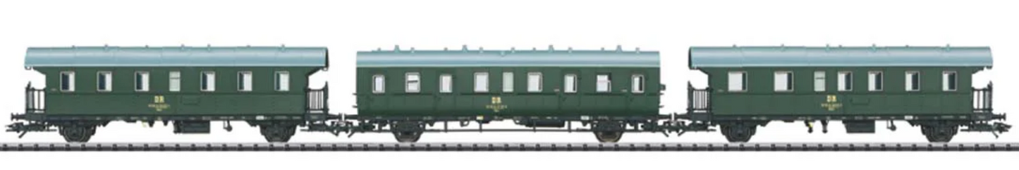 Trix 23321 - Passenger Car Set