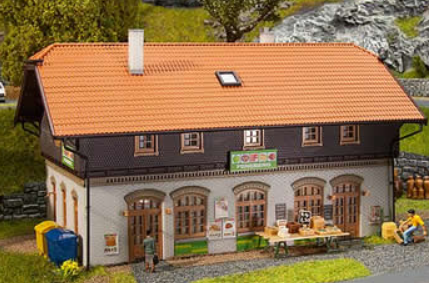 Faller 130518 Feneberg Rural supermarket