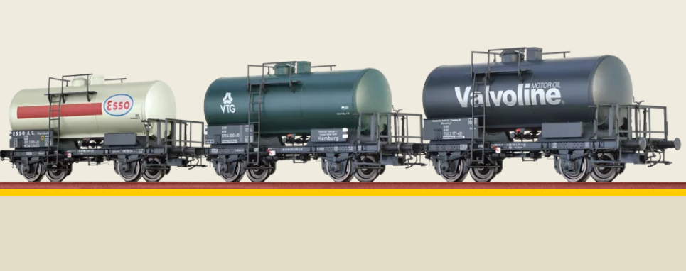 BRAWA 48851 Tank Cas 2-axle "Valvoline", "VTG" and "Esso" DB, set of 3