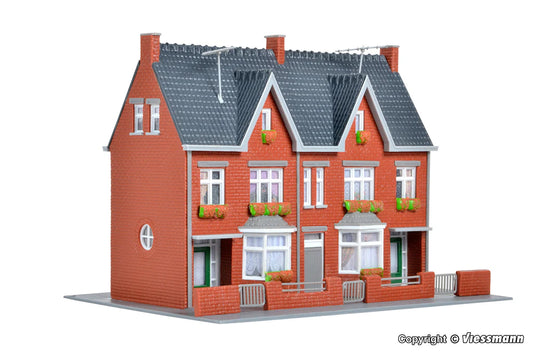 KIBRI - 38323 - HOUSE KIT – BUSSARDSTRAßE (H0 SCALE) – Requires assembly & glue / cement