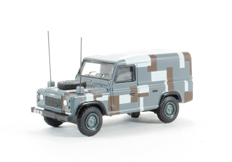 Oxford Diecast 76DEF012 Land Rover Defender Berlin Scheme. 00 Gauge (1:76)