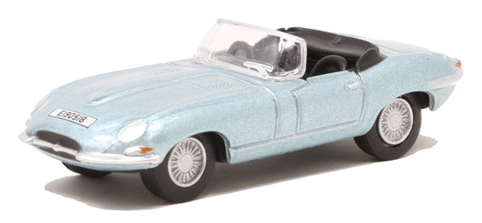 Oxford Diecast 76ETYP014 Jaguar E Type Silver Blue. 00 Gauge (1:76)