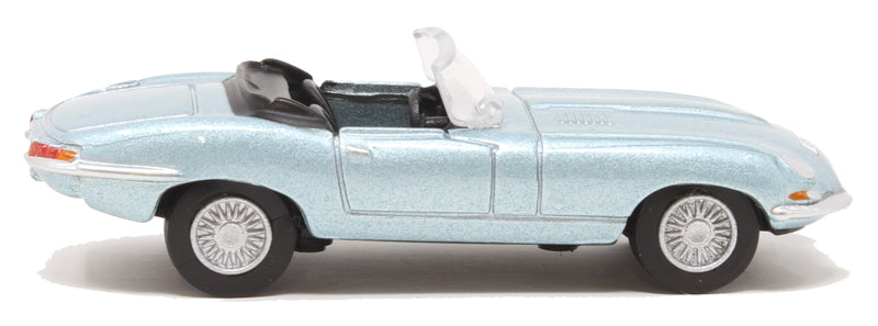 Oxford Diecast 76ETYP014 Jaguar E Type Silver Blue. 00 Gauge (1:76)