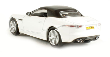 Oxford Diecast 76FTYP002 Jaguar F Type in Polaris White OO Gauge (1:76 Scale)