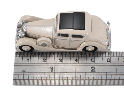 Oxford Diecast 76JSS001 Jaguar SS 2.5 litre Saloon Cream. OO Gauge (1:76 Scale)