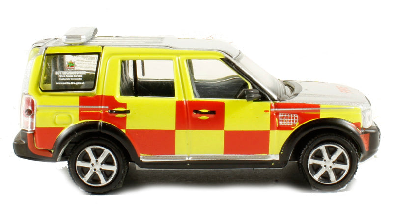 Oxford Diecast 76LRD005 Land Rover Discovery Mk3 Nottinghamshire Fire & Rescue OO Gauge (1:76 Scale)