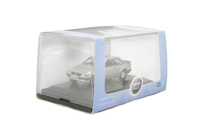Oxford Diecast 76XR001 Ford Escort XR3i Strato Silver OO Gauge (1:76 Scale)