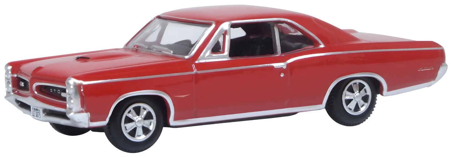 Oxford Diecast HO Scale 87PG66002 1966 Pontiac GTO - Assembled - Montero Red