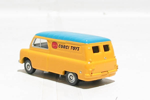 Corgi "Trackside" DG203002 Bedford CA Van "Corgi Toys". Non limited OO Gauge (1:76 Scale)