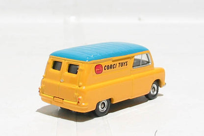 Corgi "Trackside" DG203002 Bedford CA Van "Corgi Toys". Non limited OO Gauge (1:76 Scale)