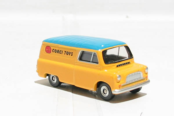 Corgi "Trackside" DG203002 Bedford CA Van "Corgi Toys". Non limited OO Gauge (1:76 Scale)
