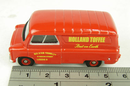 Corgi "Trackside" DG203005 Bedford CA Van "Holland Toffee". Non limited OO Gauge (1:76 Scale)