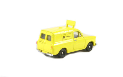 Corgi "Trackside" DG207005 Ford Anglia Van in AA livery OO Gauge (1:76 Scale)