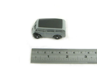 Pocketbond "Classix" EM76650 Morris J Estate Works Bus "Taylor Engineering Ltd.". OO Gauge (1:76 Scale)