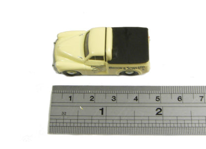 Pocketbond "Classix" EM76652 Morris Minor Pick-Up Brook & Sons Agricultural Engineers. OO Gauge (1:76 Scale)