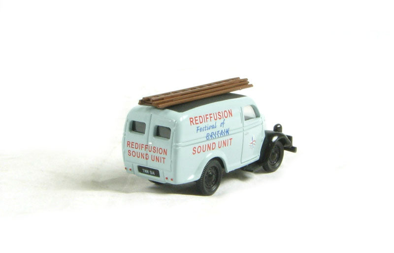 Pocketbond "Classix" EM76654 Ford E83W Thames Van "Festival of Britain". OO Gauge (1:76 Scale)