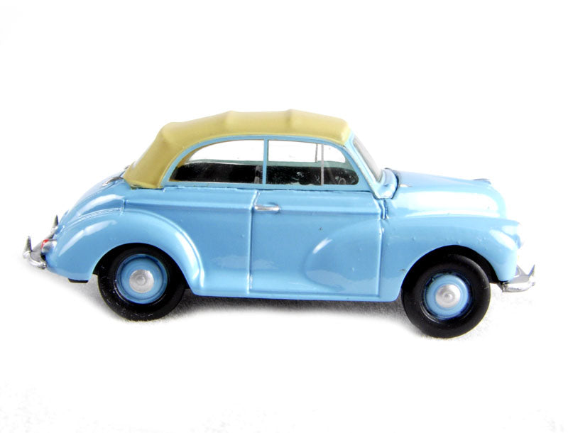 Pocketbond "Classix" EM76822 Morris Minor Convertible – Blue. OO Gauge (1:76 Scale)