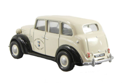 Pocketbond "Classix" EM76847 Austin FL1 "Surrey County Ambulance Service". OO Gauge (1:76 Scale)