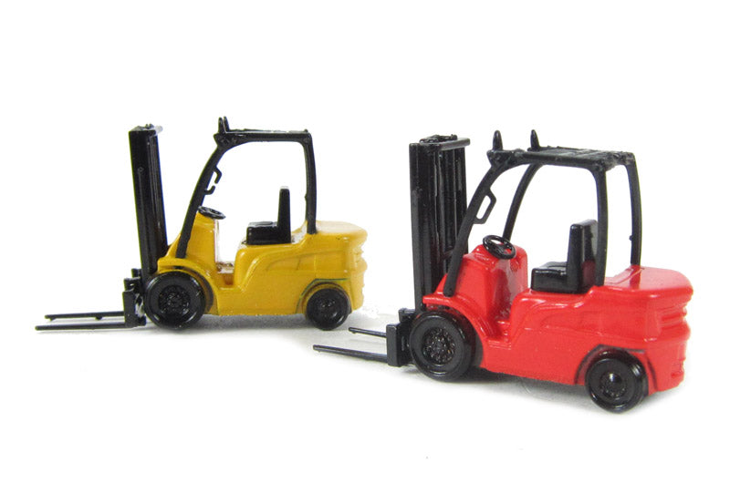Base Toys L14 Fork Lift Truck with Safety Cage Twin Pack 1 Red &amp; 1 Yellow 00 Gauge (1:76 Scale)