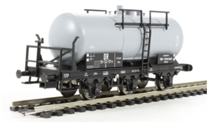 Liliput L235492 3 Axle 'DSW' Tank Wagon DR Epoch III