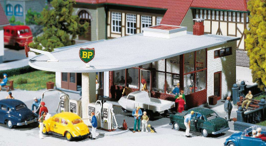Faller 130347  BP petrol station
